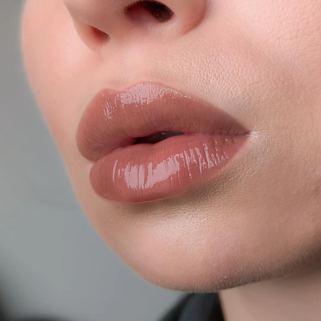 Фото 3 - Блиск для губ Lipss "Coffee Lip Gloss", 8 мл Фото 3 - Блиск для губ Lipss "Coffee Lip Gloss", 8 мл